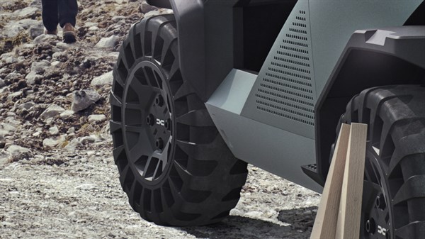Dacia Manifesto concept car - Airless tyres